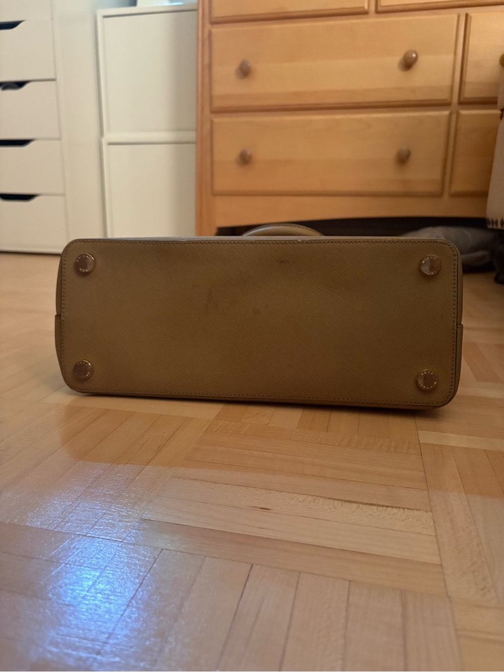 Michael Kors Taupe/ Brown Purse with Gold Hardware - Picture 4 of 8